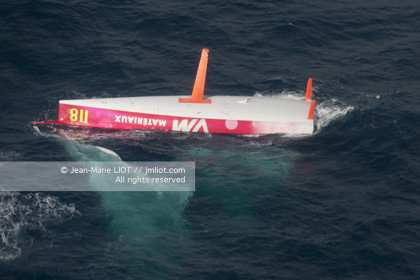 090107VG09090106LECAMRIOU_38V5164 .jpg