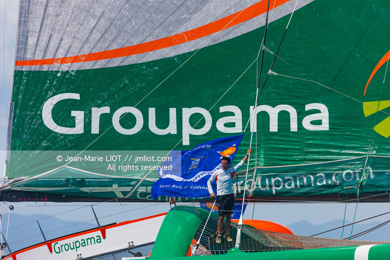 ROUTE DU RHUM 2010 - FRANCK CAMMAS - ARRIVEE