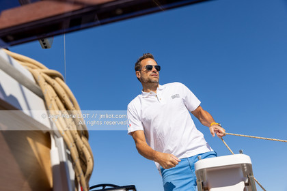 DUFOUR YACHTS 2022 - DUFOUR 37