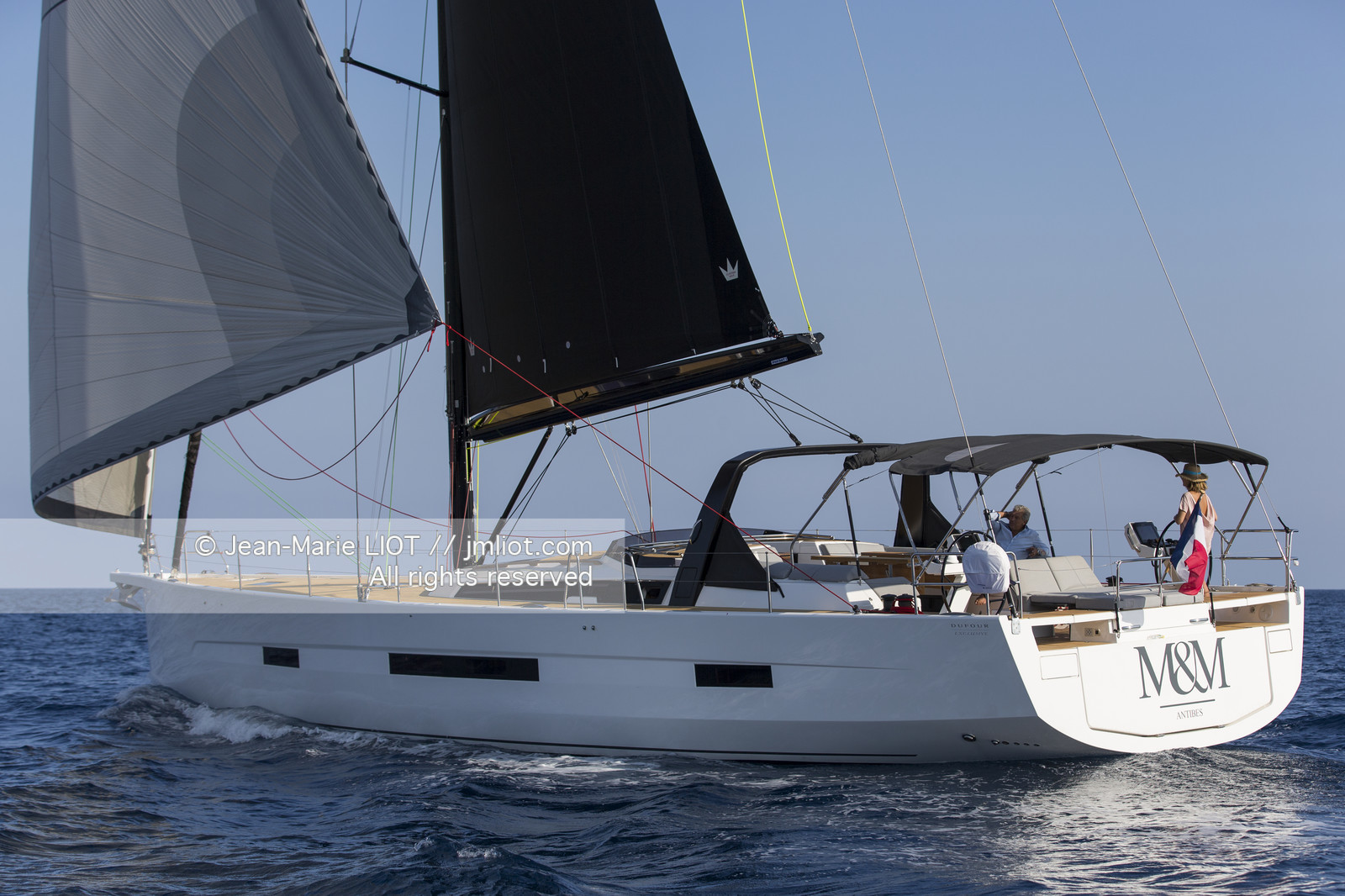 DUFOUR YACHTS 2017 - DUFOUR 63
