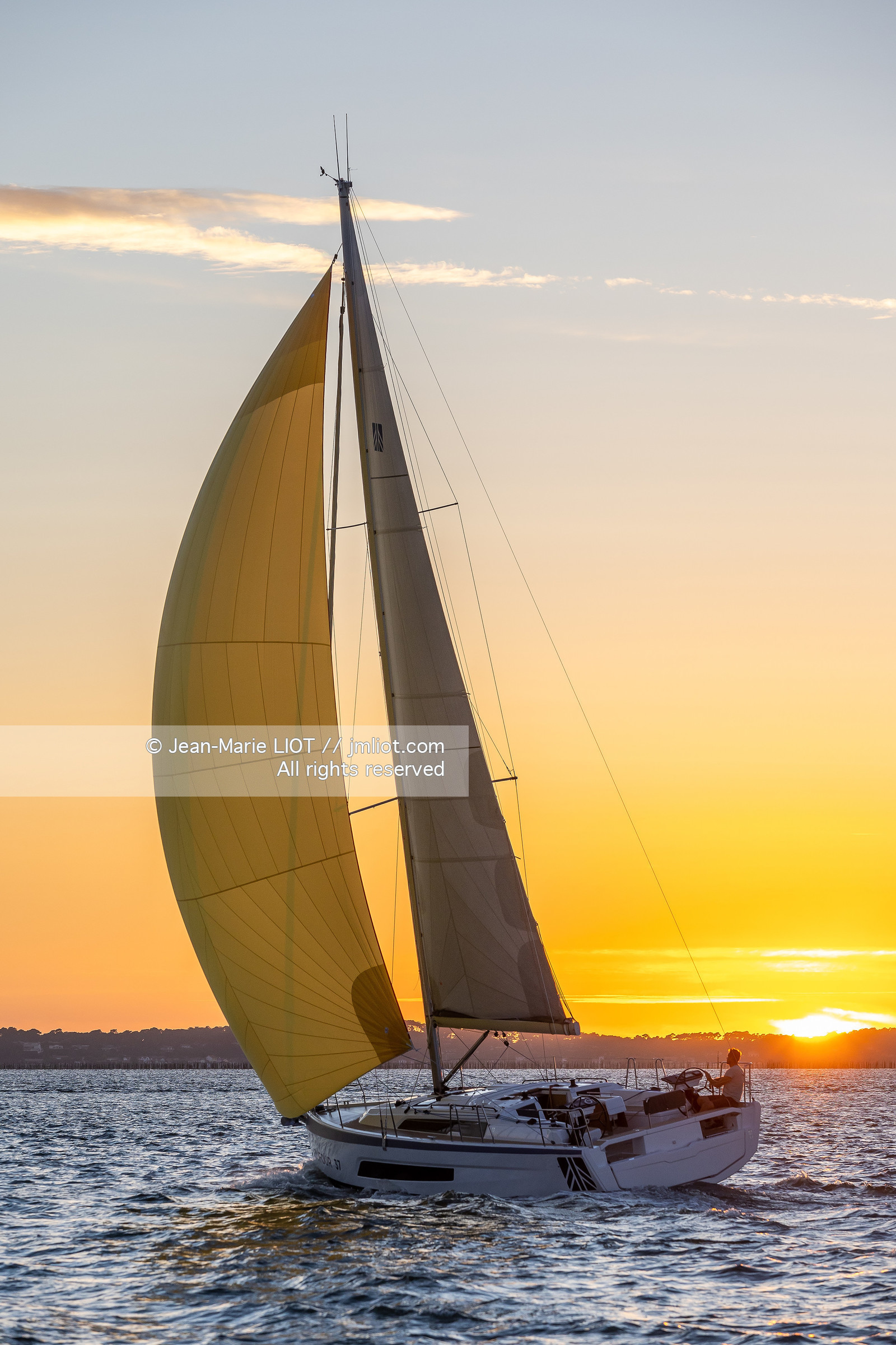 DUFOUR YACHTS 2022 - DUFOUR 37