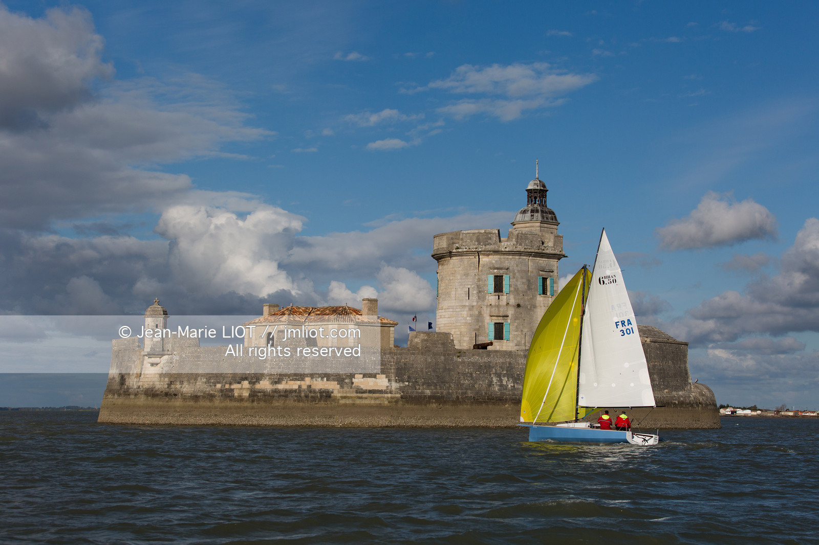 VOILES ET VOILIERS 2016 - LES FORTS DE CHARENTE, BAIE DE LA ROCHELLE EN BIHAN 650