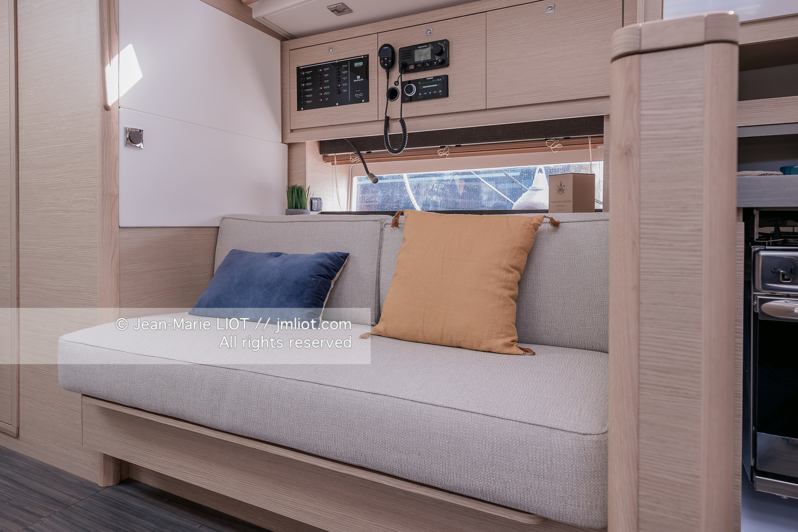 DUFOUR YACHTS - DUFOUR 470