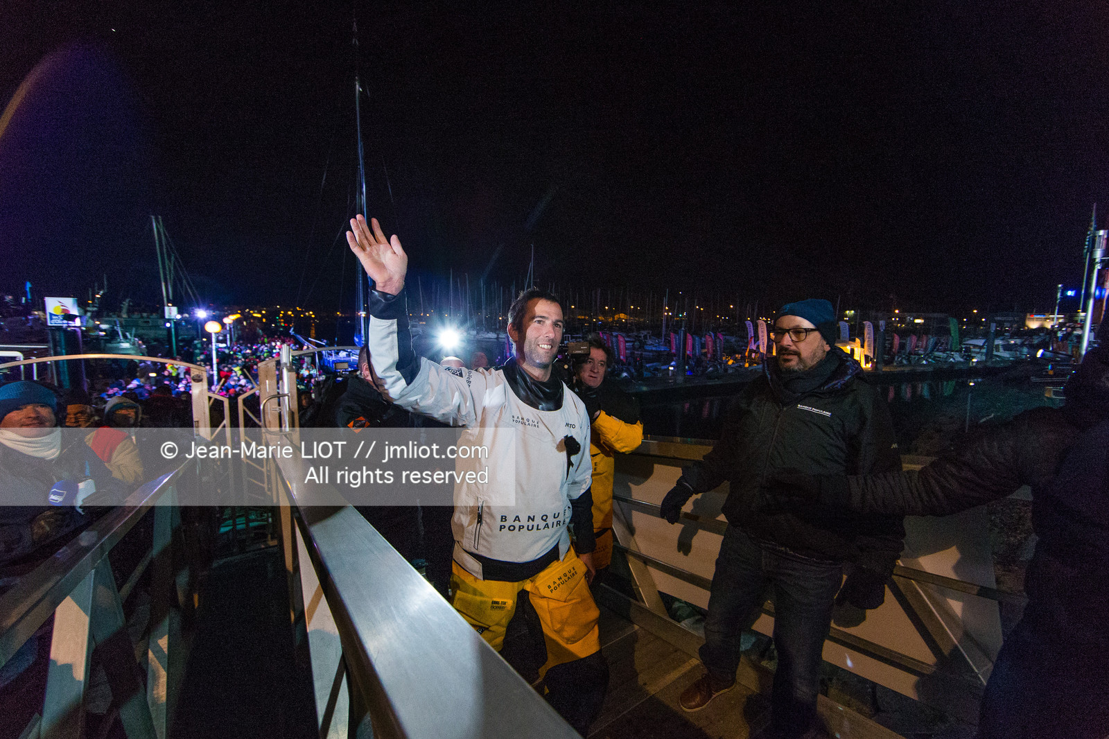 Les Sables d'Olonne, le 19 janvier 2017 arrivée d'Armel Le Cléac'h (FR) skipper de l'imoca Banque Populaire arrive 1er du Vendee globe 2016-2017. Photo © Jean-Marie Liot   DPPI