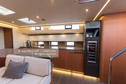 OCEANIS YACHT 62