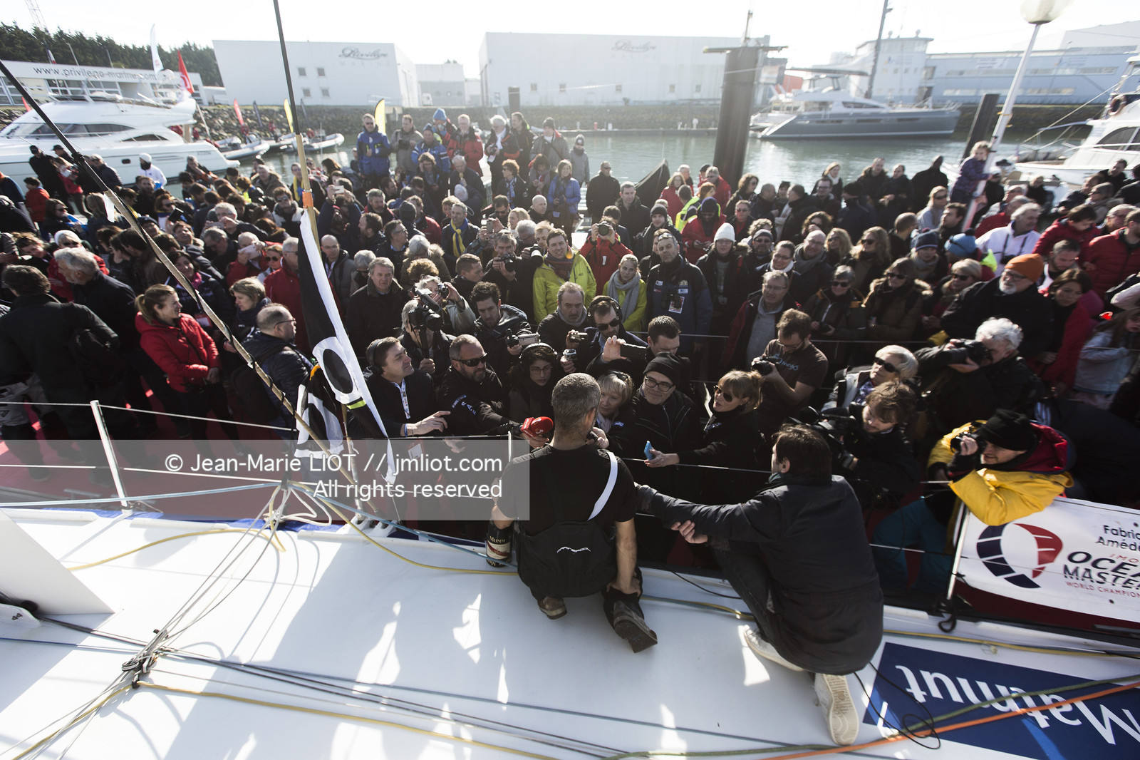 VENDEE GLOBE 2016-2017 - FABRICE AMEDEO - NEWREST-MATMUT - ARRIVEE