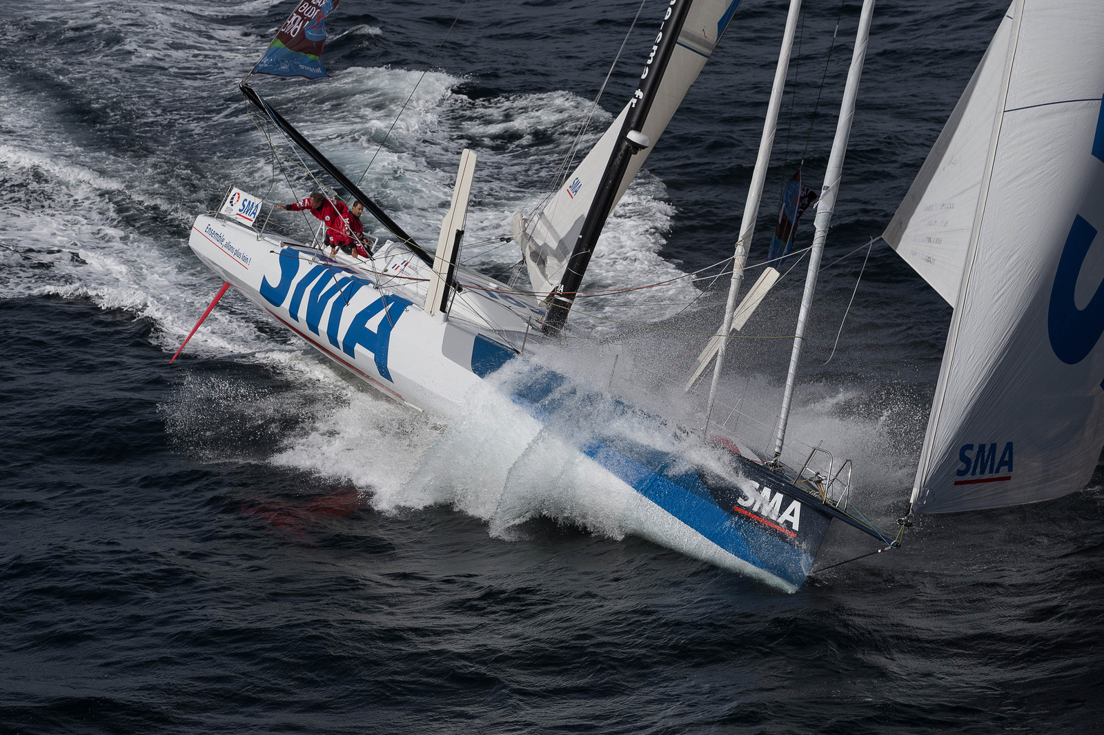 Paul Meilhat et Michel Desjoyeaux à l'entrainement sur IMOCA SMA avant le départ de la Transat Jacques vabre 2015 au départ du Havre et à destination de Itajaï au Brésil..Groix, 16 09 2015, Photo © Jean-Marie LIOT   DPPI.