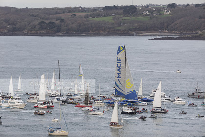 TRIMARAN MACIF - FRANCOIS GABART - RECORD DU TOUR DU MONDE EN SOLITAIRE SANS ESCALE