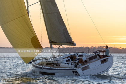 DUFOUR YACHTS 2022 - DUFOUR 37