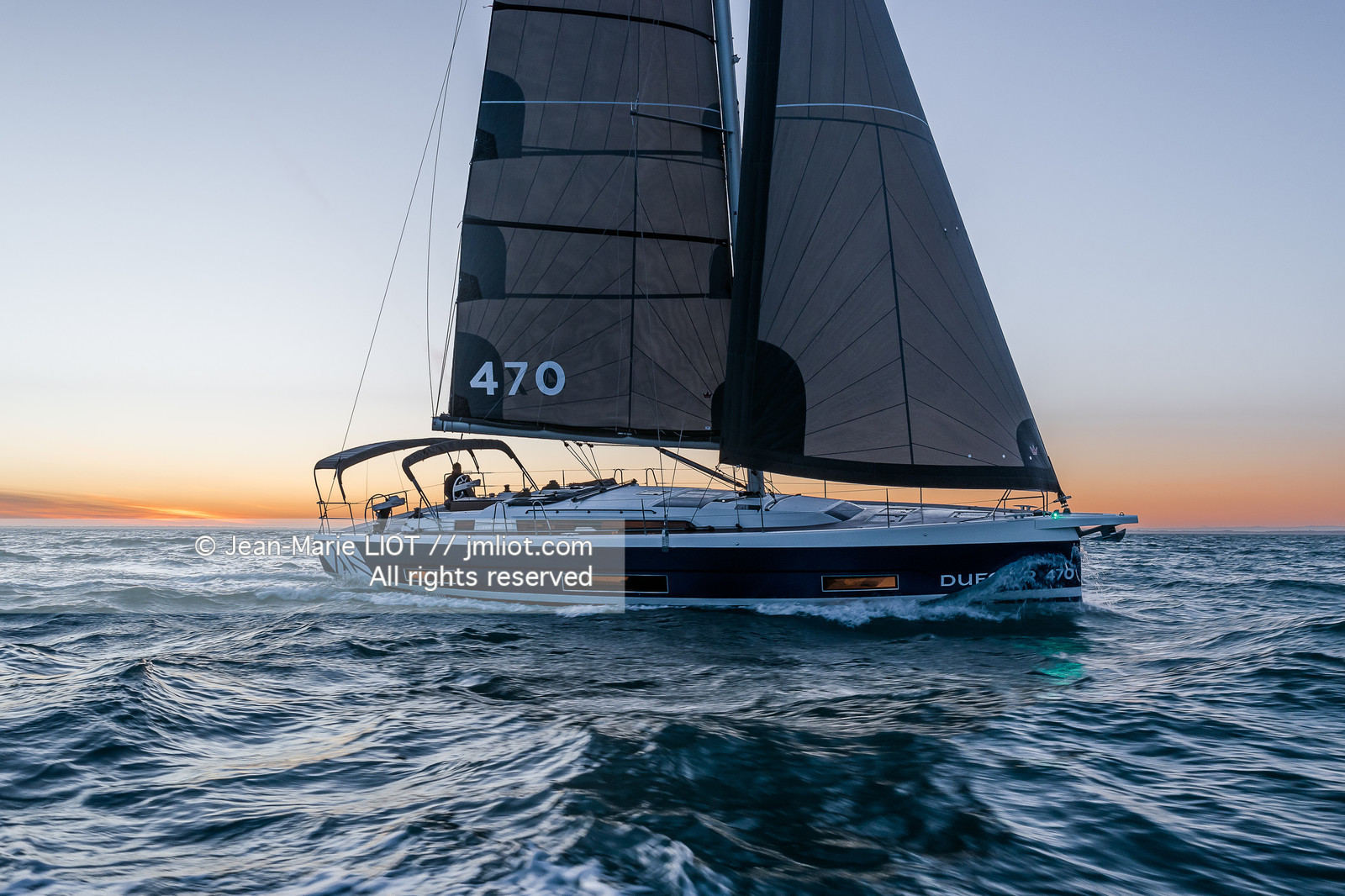 DUFOUR YACHTS - DUFOUR 470