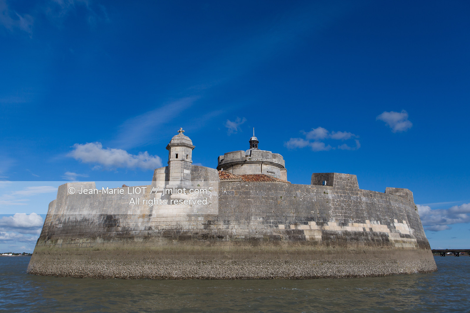 VOILES ET VOILIERS 2016 - LES FORTS DE CHARENTE, BAIE DE LA ROCHELLE EN BIHAN 650