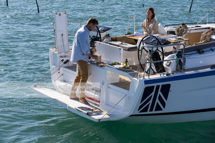 DUFOUR YACHTS 2022 - DUFOUR 37