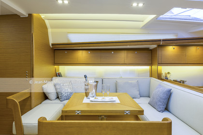 DUFOUR YACHTS 2017 - DUFOUR 520