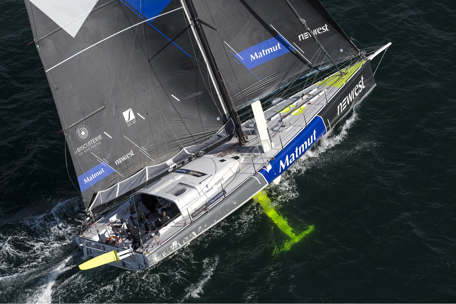 IMOCA 60 PIEDS NEWREST MATMUT - SKIPPER : FABRICE AMEDEO