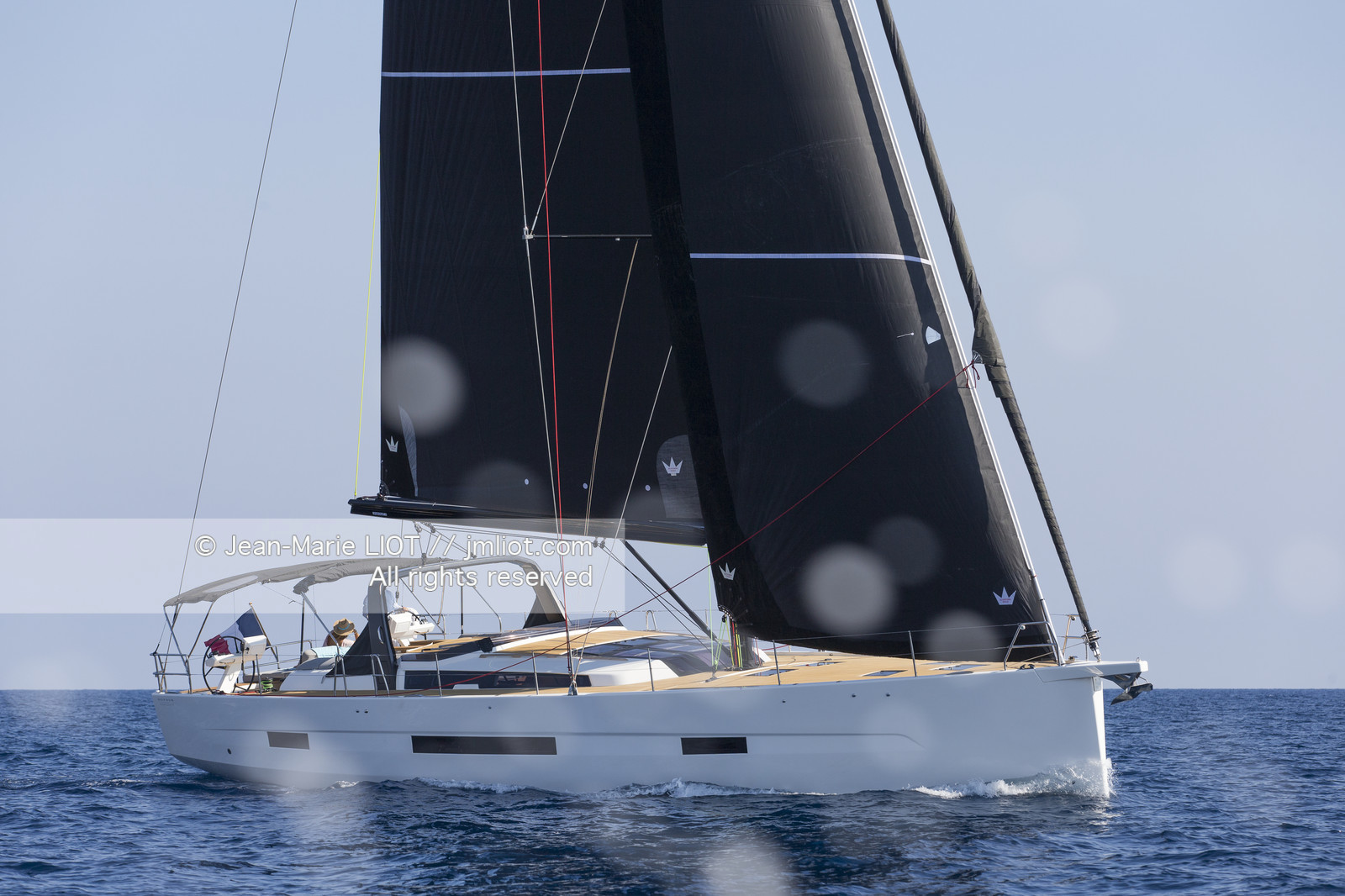 DUFOUR YACHTS 2017 - DUFOUR 63