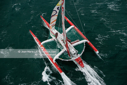 MAXI TRIMARAN SODEBO - THOMAS COVILLE - RECORD TOUR DU MONDE EN SOLITAIRE - 2008..