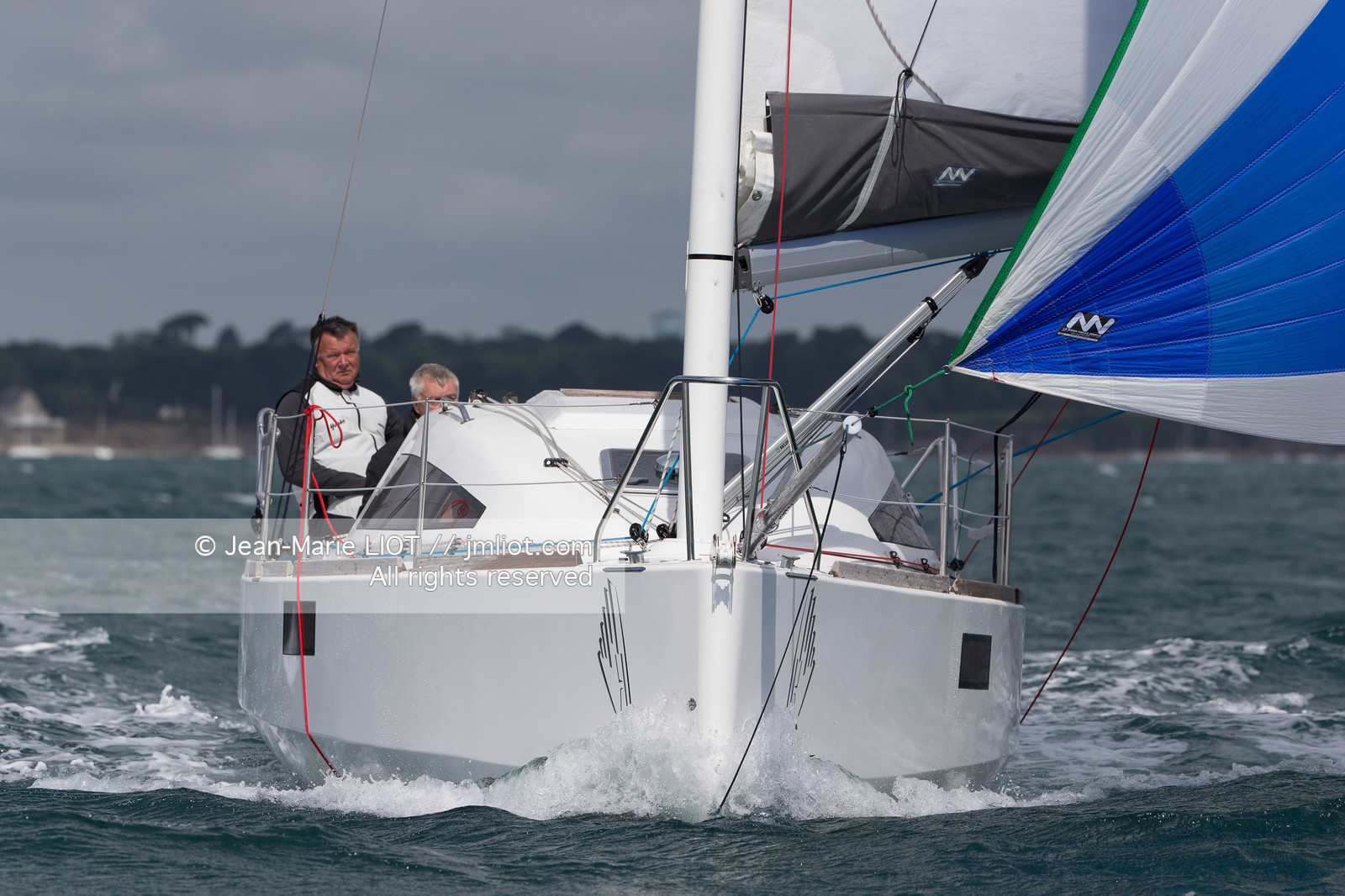 IKONE 750 - YACHT MAGAZINE ALLEMAGNE