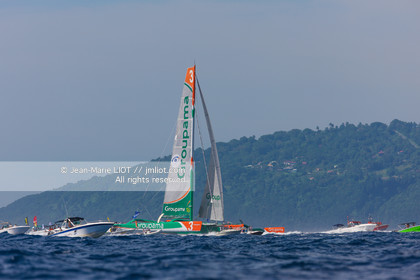 ROUTE DU RHUM 2010 - FRANCK CAMMAS - ARRIVAL