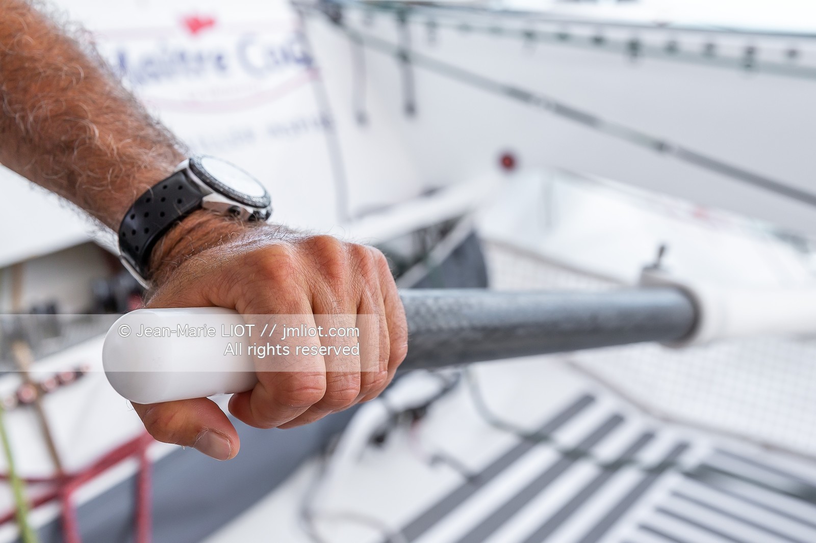 YANNICK BESTAVEN 2020 - IMOCA MAITRE COQ