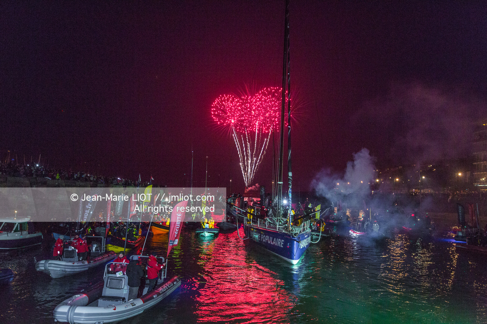 Les Sables d'Olonne, January 19, 2017 arrival of Armel Le Cléac'h (FR) skipper of the imoca Banque Populaire arrives 1st Vendee globe 2016-2017. Photo © Jean-Marie Liot   DPPI