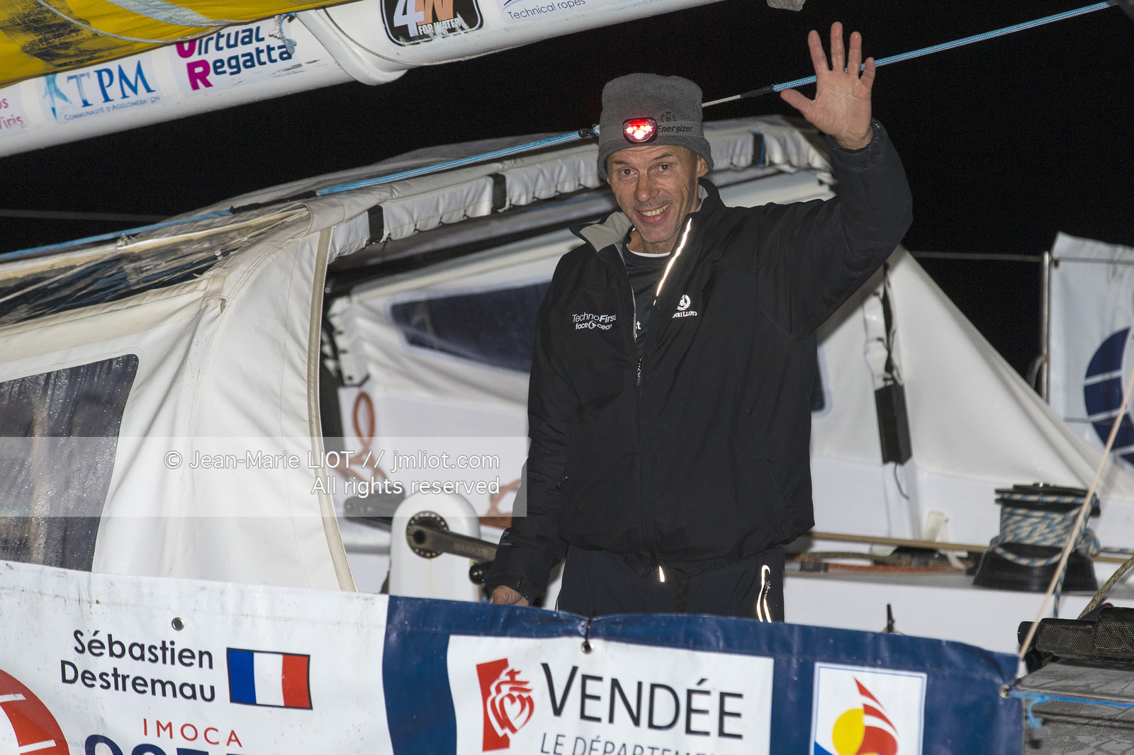 VENDEE GLOBE 2016-2017 - SEBASTIEN DESTREMAU - TECHNOFIRST - ARRIVEE