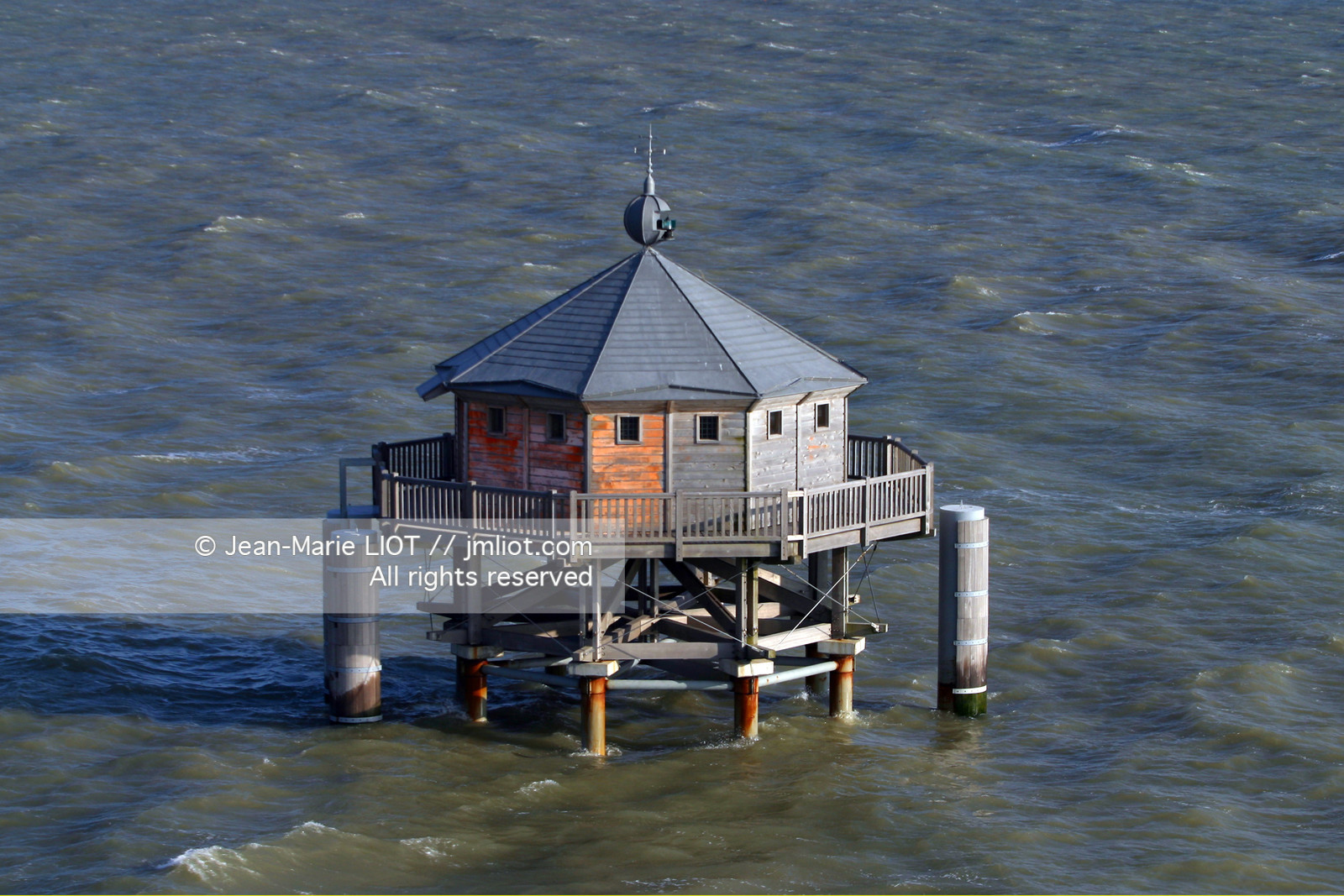 PHOTO © JEAN-MARIE LIOT.PHARE DU BOUT DU MONDE.