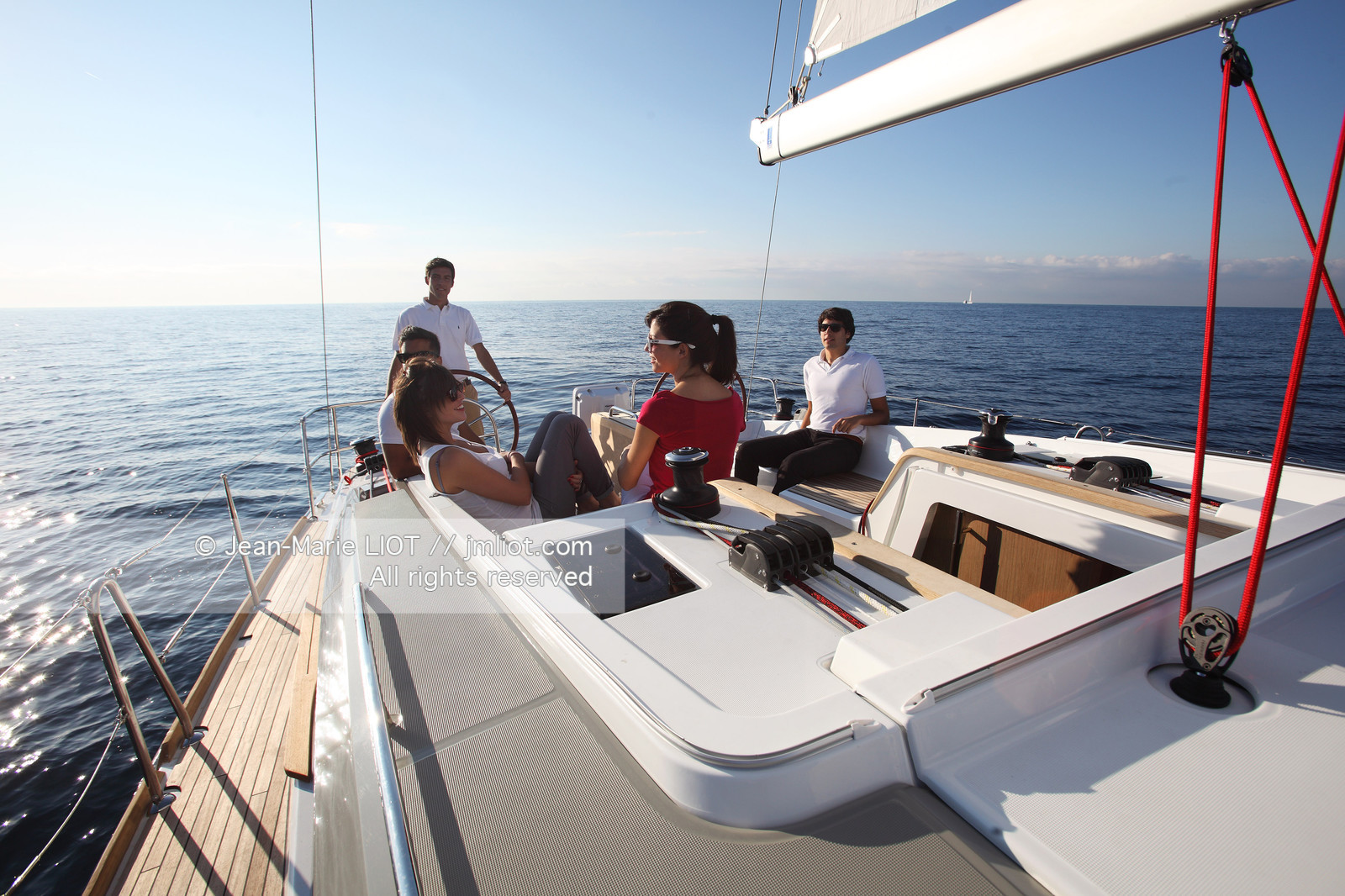 CHANTIER JEANNEAU 2011