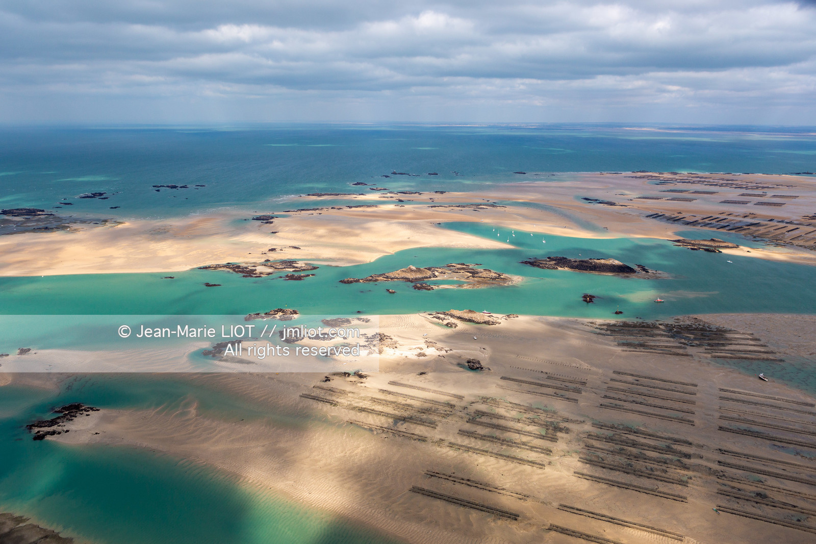 LES ILES CHAUSEY