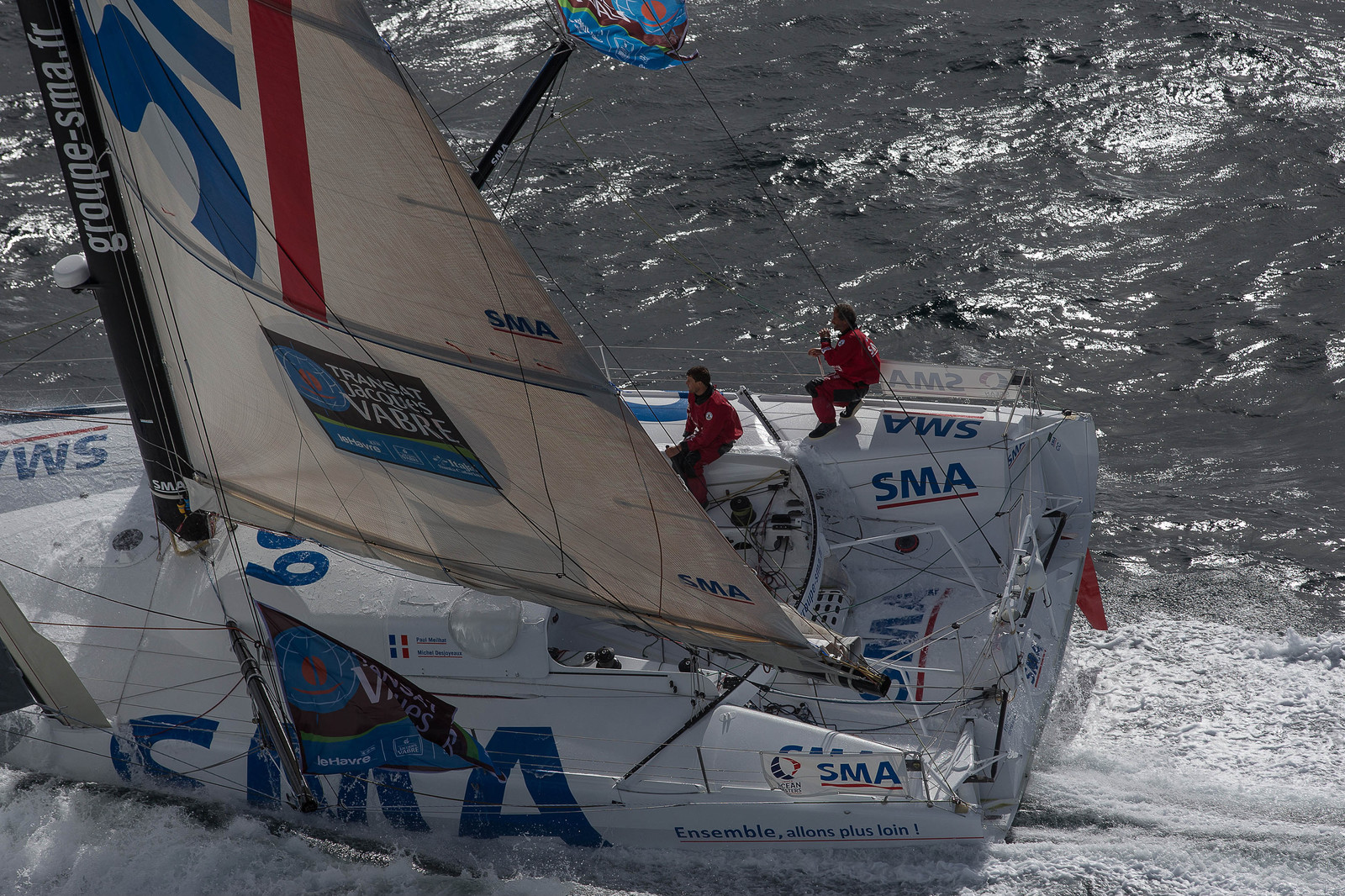 Paul Meilhat et Michel Desjoyeaux à l'entrainement sur IMOCA SMA avant le départ de la Transat Jacques vabre 2015 au départ du Havre et à destination de Itajaï au Brésil..Groix, 16 09 2015, Photo © Jean-Marie LIOT   DPPI.