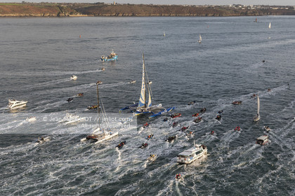 TRIMARAN MACIF - FRANCOIS GABART - RECORD DU TOUR DU MONDE EN SOLITAIRE SANS ESCALE