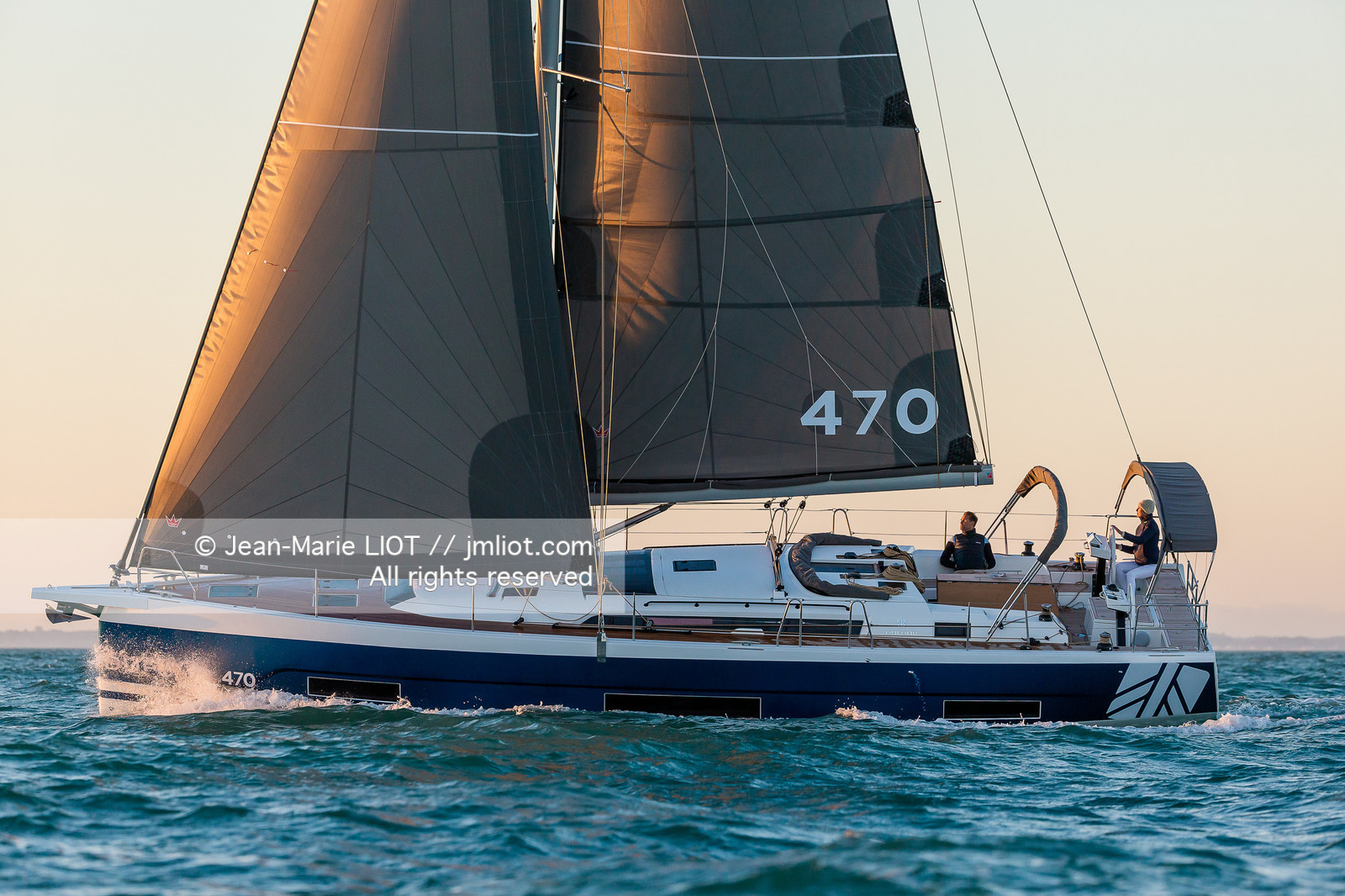 DUFOUR YACHTS - DUFOUR 470